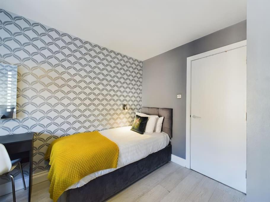 Donegall Sq Apt At City Gate, Belfast City Centre Exterior photo